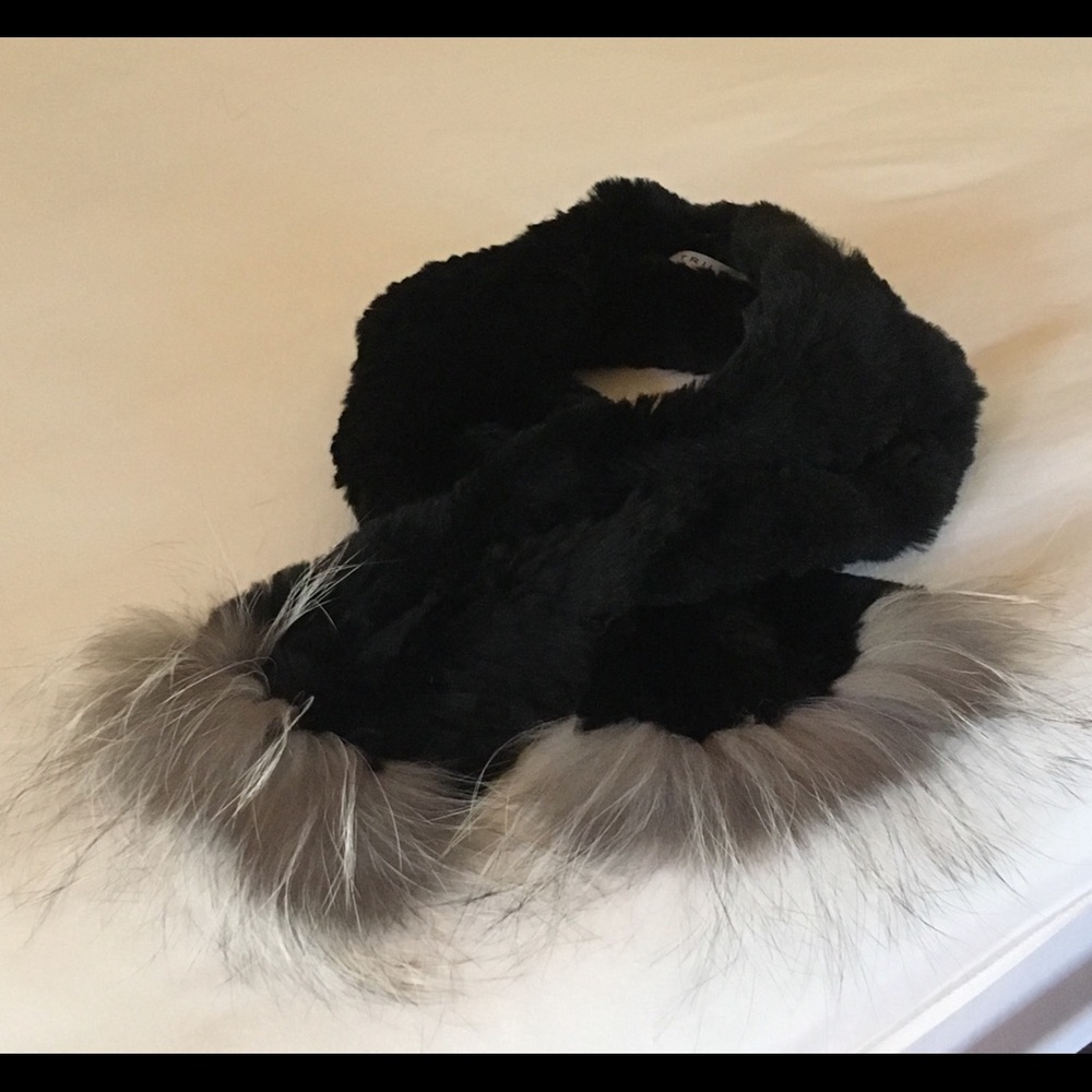 Trilogy Black Fur Scarf